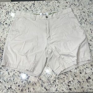 Mountain Khakis relaxed fit size 36 8in seam